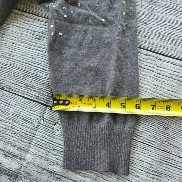 Lane Bryant NWT 18/20 button up top sweater with sequins plus size Gray - Picture 12 of 12